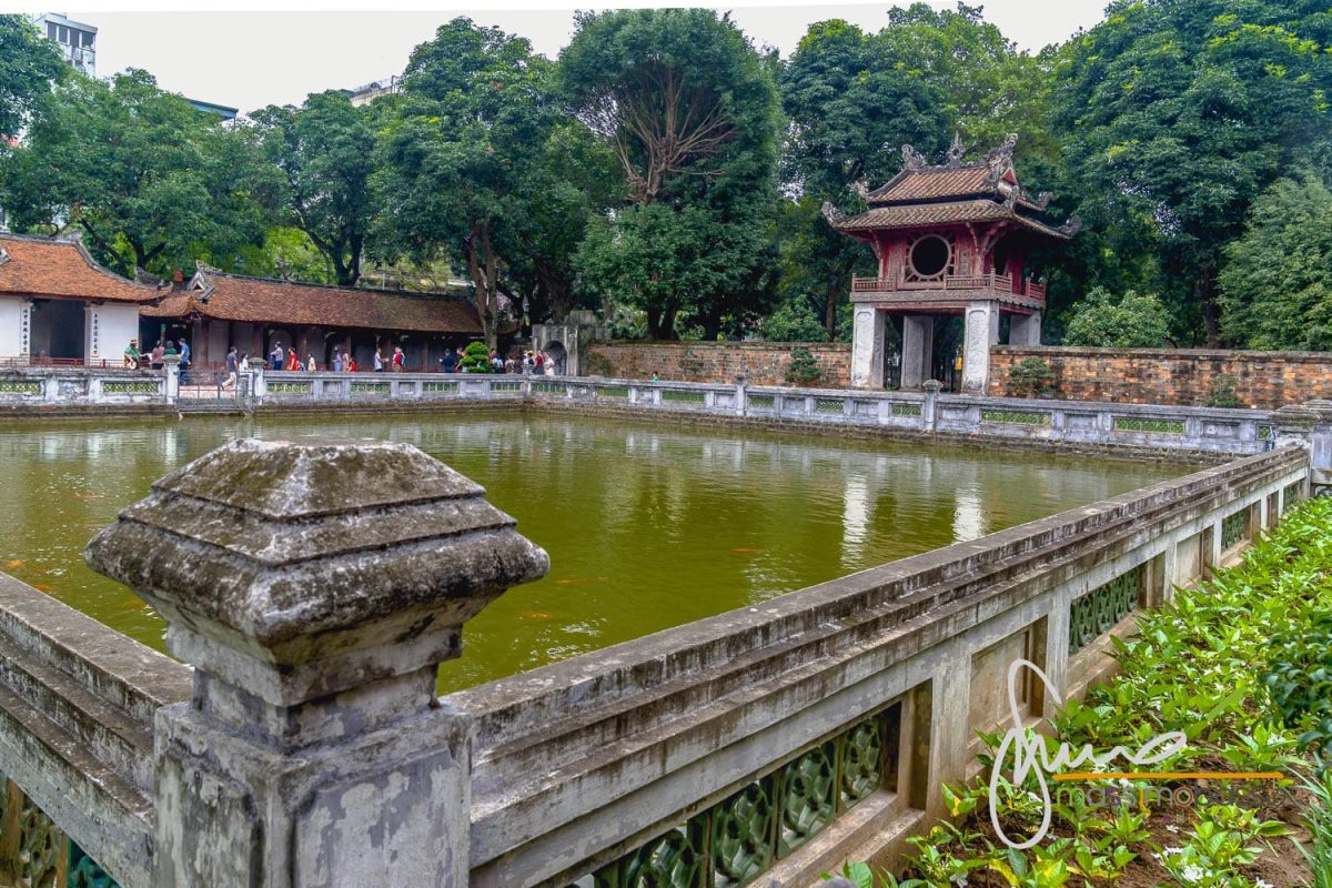 Porta delle Pleiadi al Tempio della Letteratura - Cortile della Conoscenza