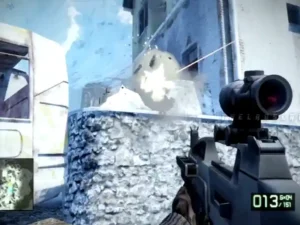 Gameplay de Battlefield: Bad Company 2 PS3 mostrando acción bélica y destrucción del entorno en tiempo real