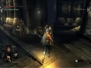 Captura de gameplay de Demon's Souls PS3 mostrando combate y gráficos oscuros