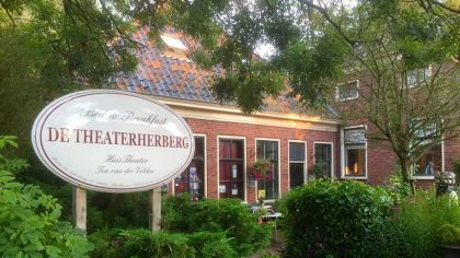 10x bijzonder overnachten in Groningen, De Theaterherberg Warfhuizen