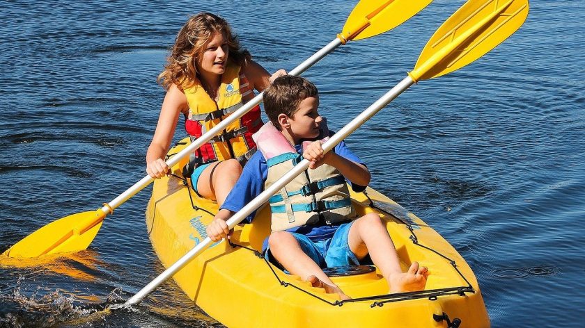 Kanoën kinderen 