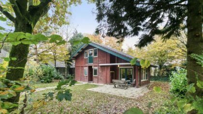 Houten chalet in Noord-Limburg