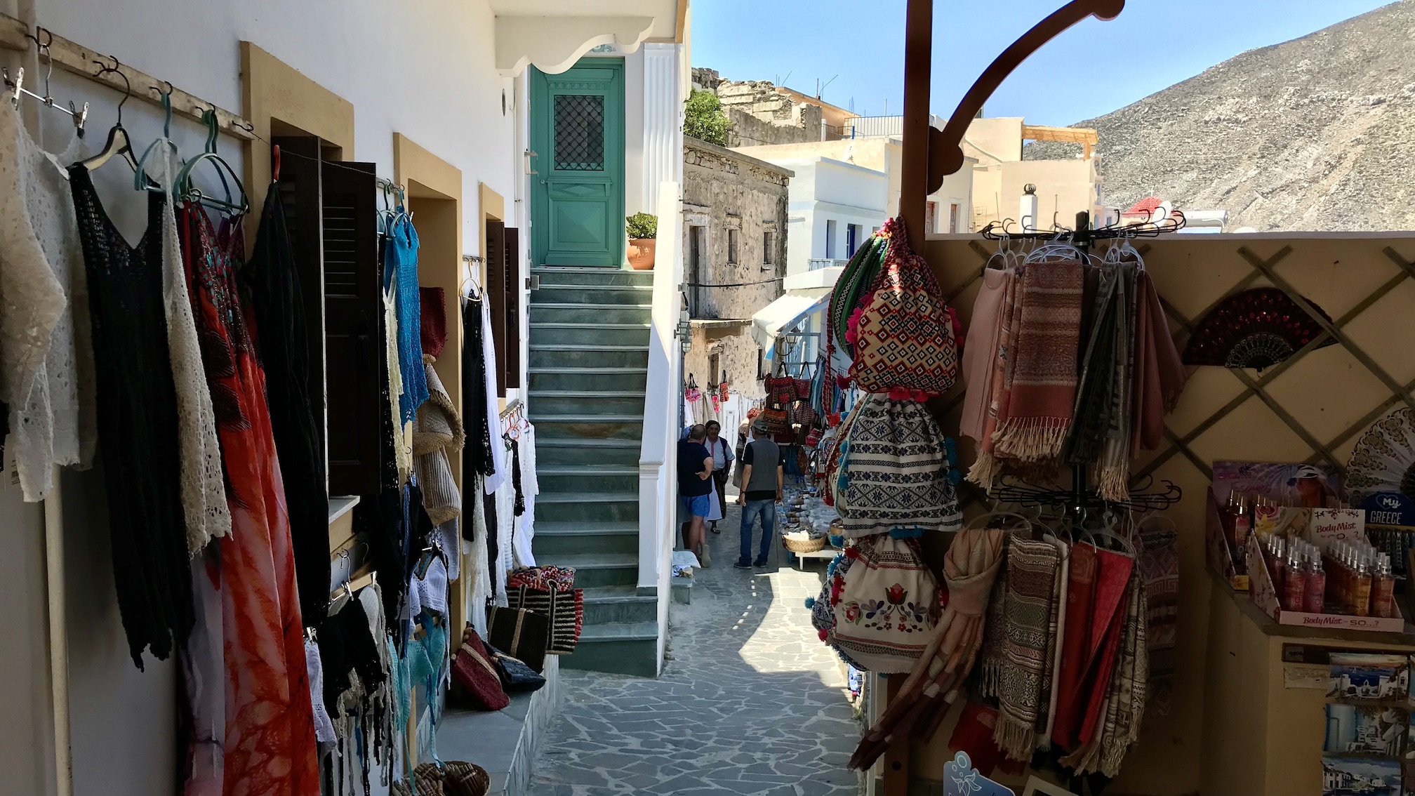 Waarom op vakantie naar Karpathos? Olympos Karpathos streets