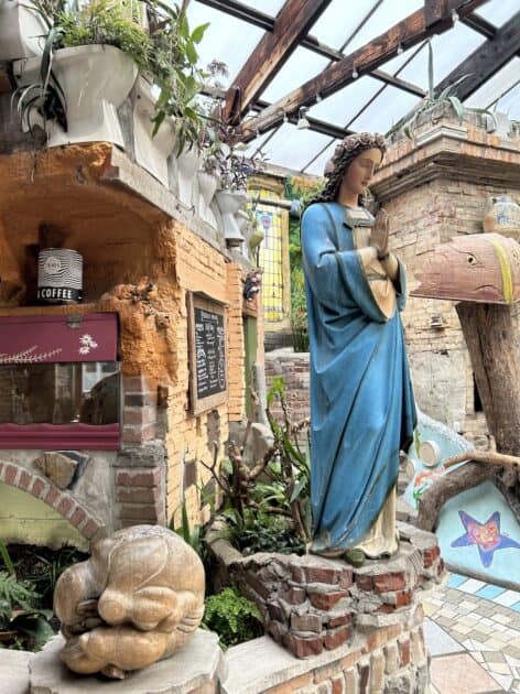 Het Paradijs Enschede, Maria beeld