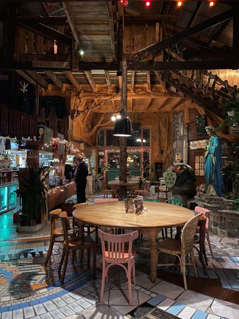 Het Paradijs Enschede tafel