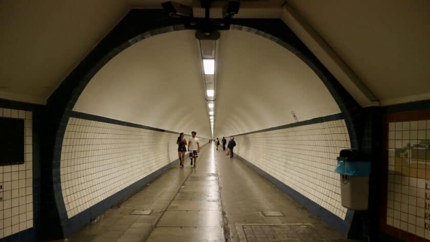 Goedkope stedentrips met de trein - Antwerpen Sint-Annatunnel