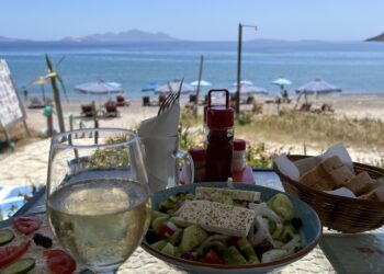 Kefalos Beach op Kos Griekse lunch Opa Opa