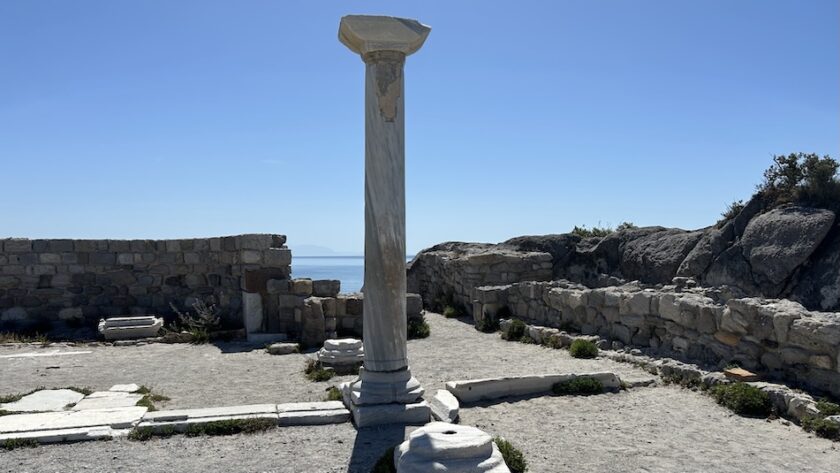 Kefalos Kos ruïne Agios Stefanos-basiliek pilaar