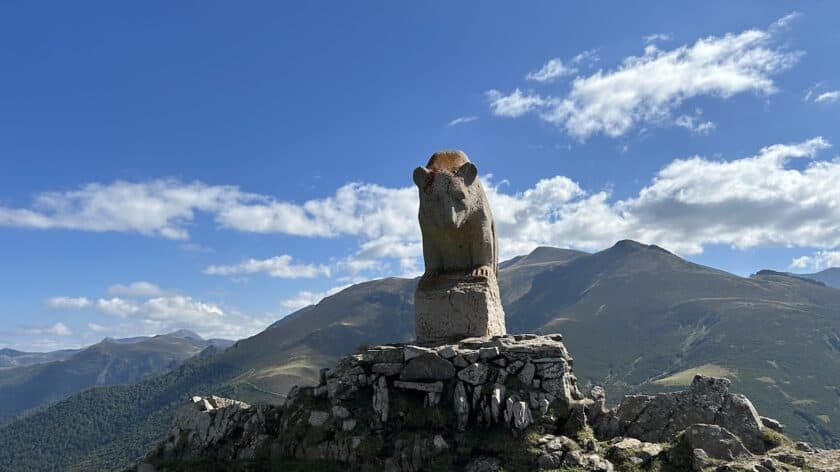 Collado de Llesba Picos de Europa Spanje uitkijkpunt beer