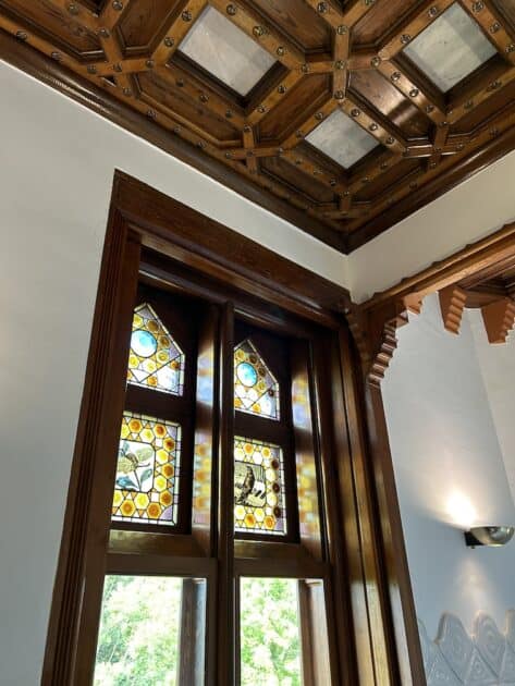 El Capricho de Gaudi prachtige ramen