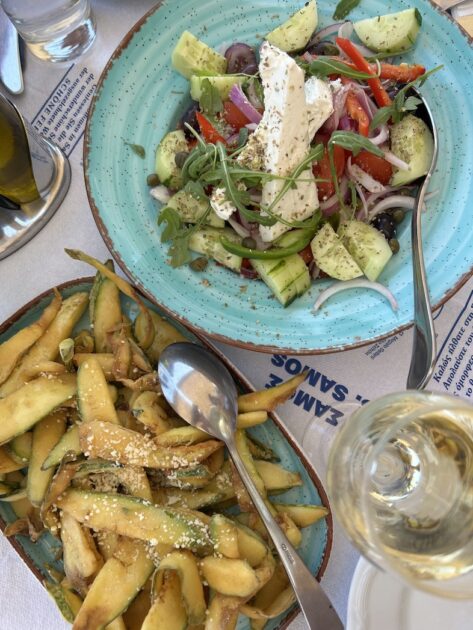 Kokkari op Samos Griekse lunch bij restaurant Stathis