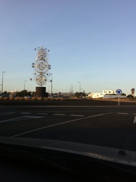 Lanzarote, Juguete del viento, windkunstwerk op rotornde bij Tahiche
