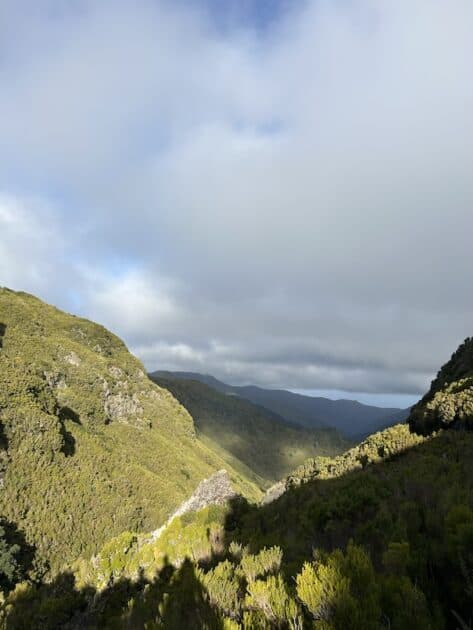 Mooiste wandelroutes op Madeira PR6 Levada 25 Fontes - afdaling