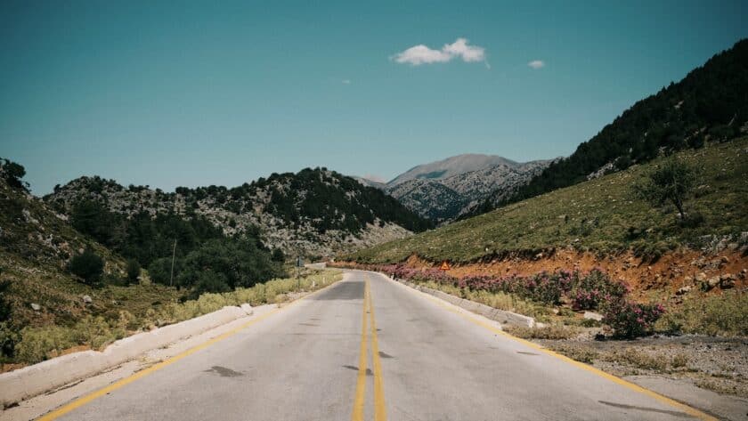 Auto huren op Kreta, Griekenland, weg asfalt