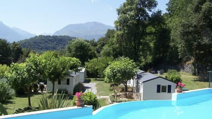 Camping au Soleil du Pibeste zwembad met uitzicht