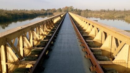 Mooiste vlonderpaden in Nederland - Moerputtenbrug in Den Bosch 