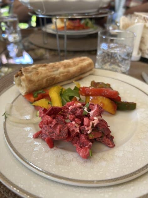 Eten in Armenië, bietensalade