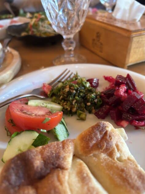 Eten in Armenië salades