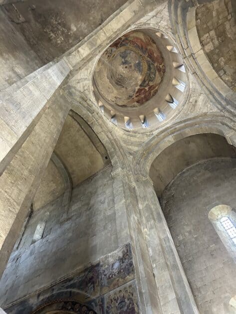 Georgië, Mtscheta , Svetishoveli kathedraal plafond