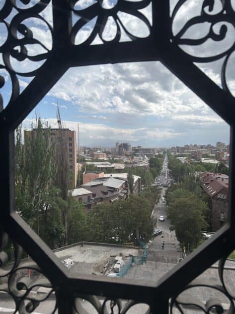 Rondreis Armenië, Yerevan, Matenadaran Museum uitzicht