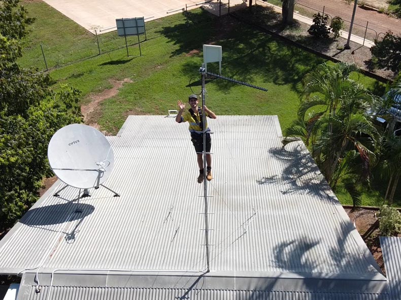 Cellular Rooftop Tower Mast