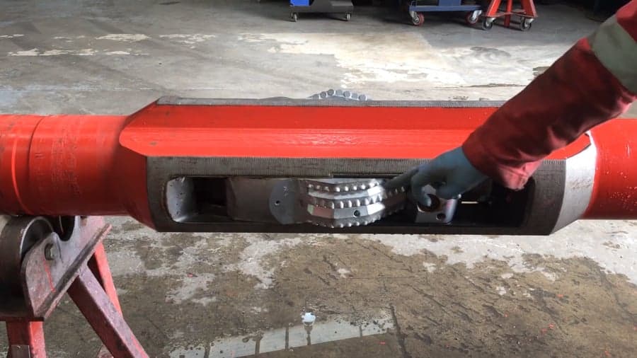 Drilling reamer cutting structure detail