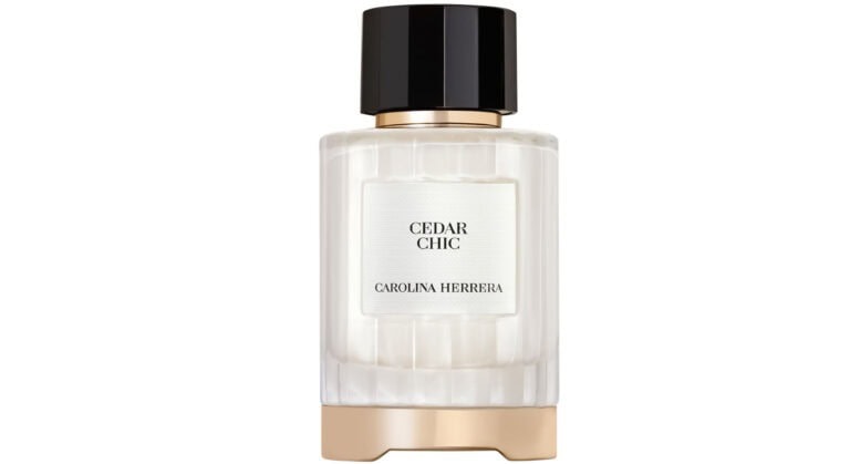 Cedar Chic Carolina Herrera – woody floral scent with cedarwood, orange blossom, and white musk