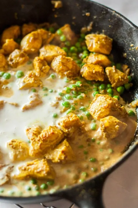 Thai Coconut Curry Chicken - www.platingpixels.com