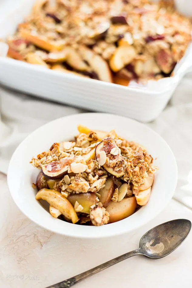 Fall Harvest Fig Pear and Apple Crisp recipe - www.platingpixels.com