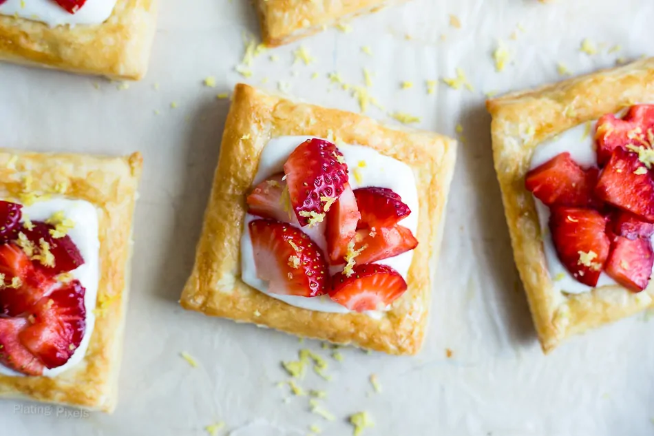 Strawberry Lemon Cream Breakfast Tarts recipe - www.platingpixels.com