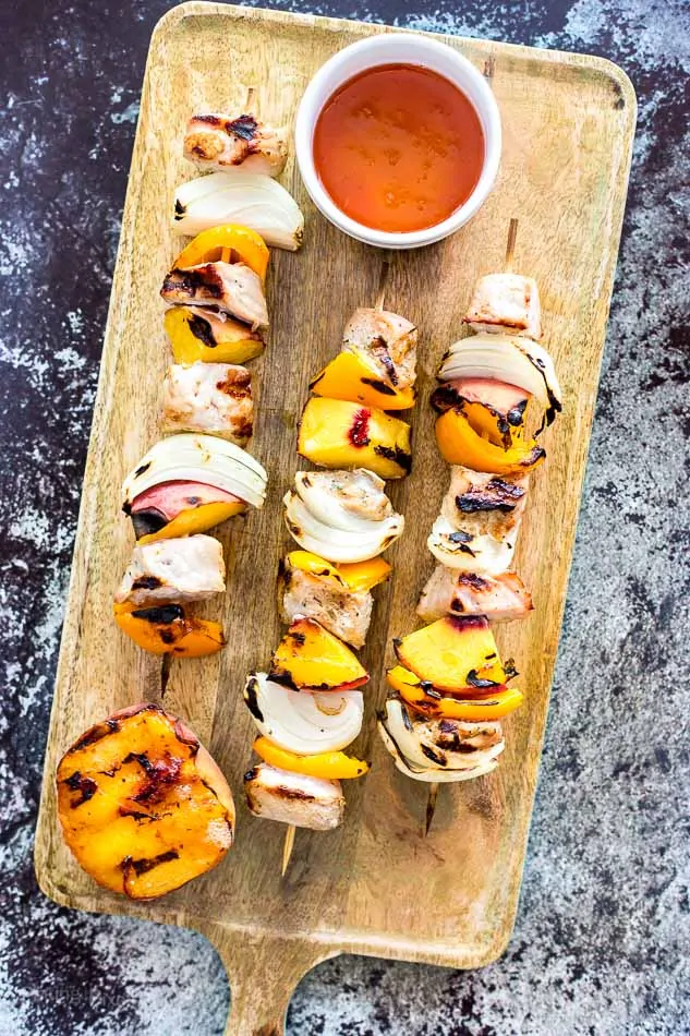 Grilled Peach and Pork Kabobs recipe - www.platingpixels.com