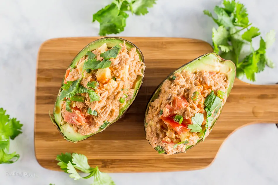 Spicy Tuna Avocado Boats recipe | platingpixels.com