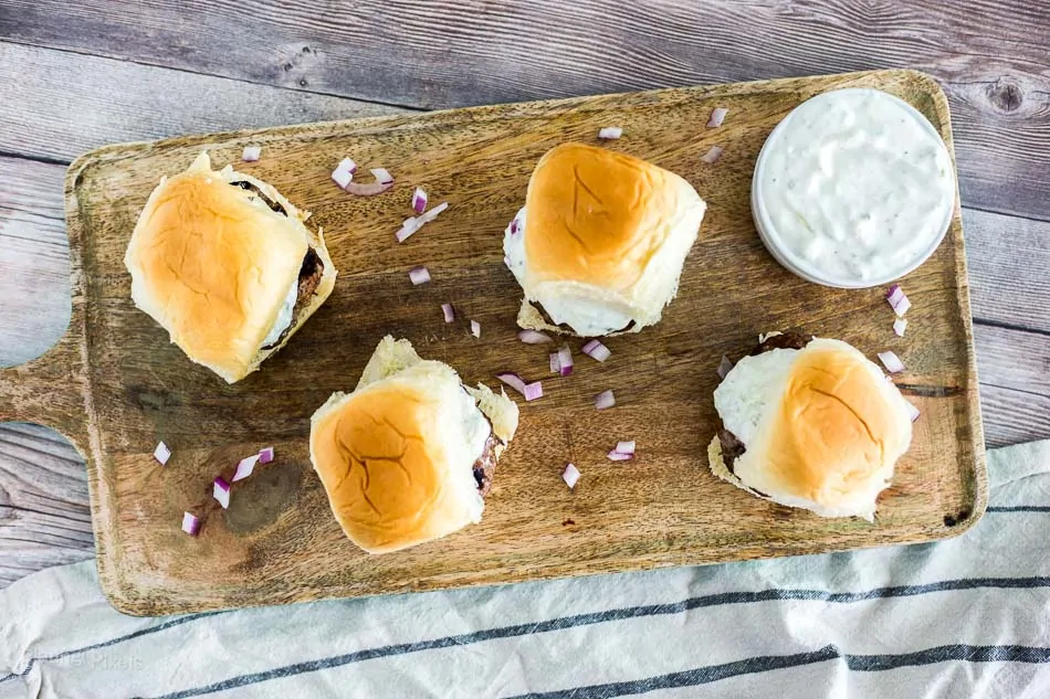 Grilled Gyro Sliders with Homemade Tzatziki Sauce recipe - platingpixels.com