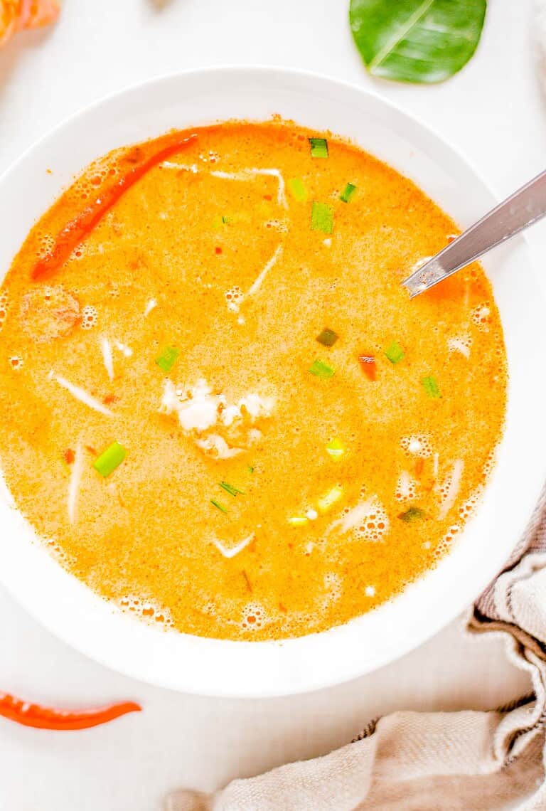 Close up of Thai Tho Yum Soup in a bowl