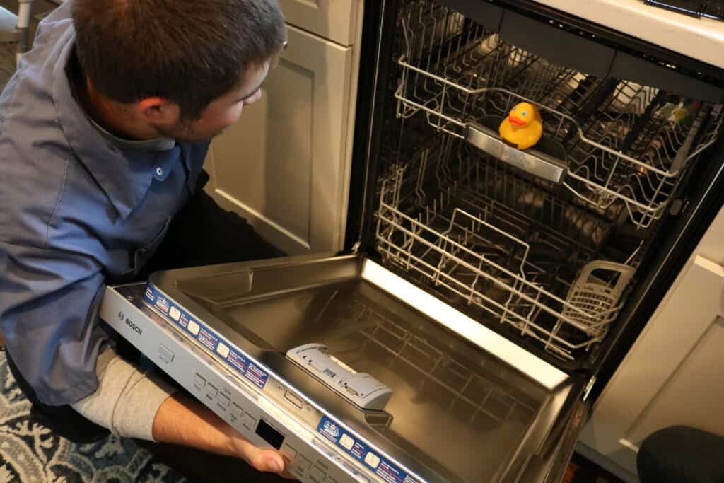 Plumber-Conducting-Residential-Plumbing