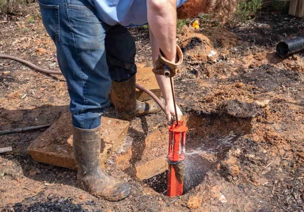 Plumber-Conducting-Septic-Repair