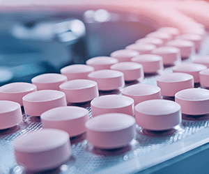 webinar landing page box photo with pills