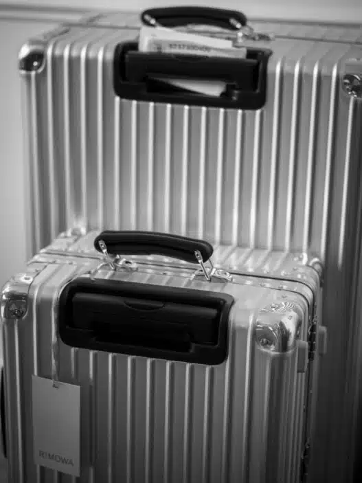 10 Must-Have Luxury Travel Accessories for 2025 Jet-Setters