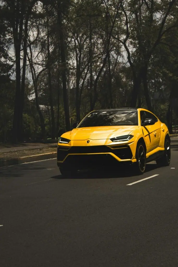 luxury car rental Switzerland with SAC-Sportscars 