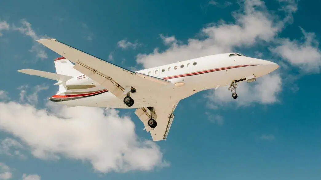 Private plane charter services 2025 cost comparison by jet category