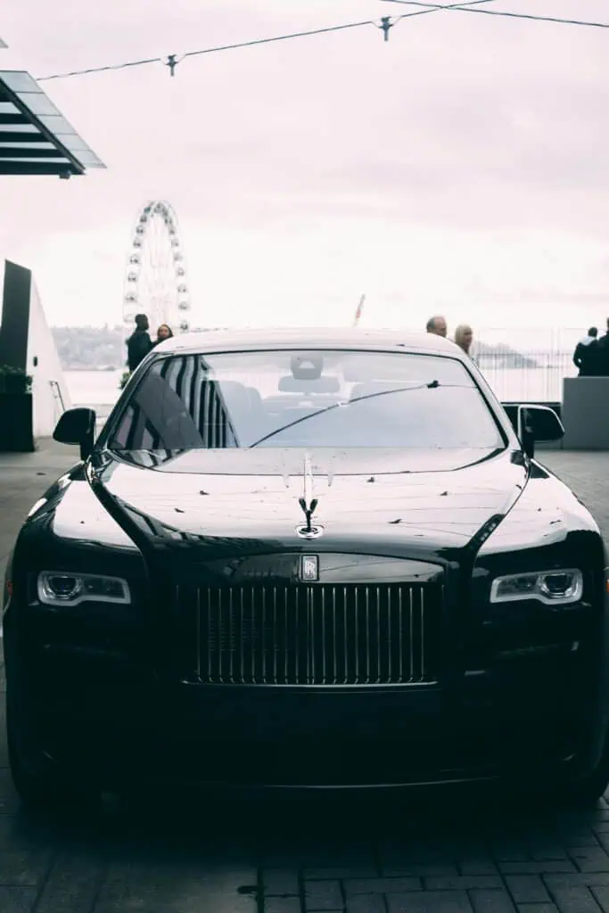 executive car rental zurich paradeplatz banking meetings