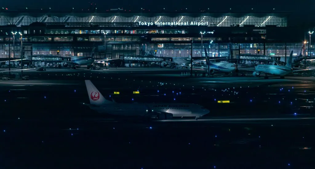 Tokyo private jet terminal facilities with luxury amenities