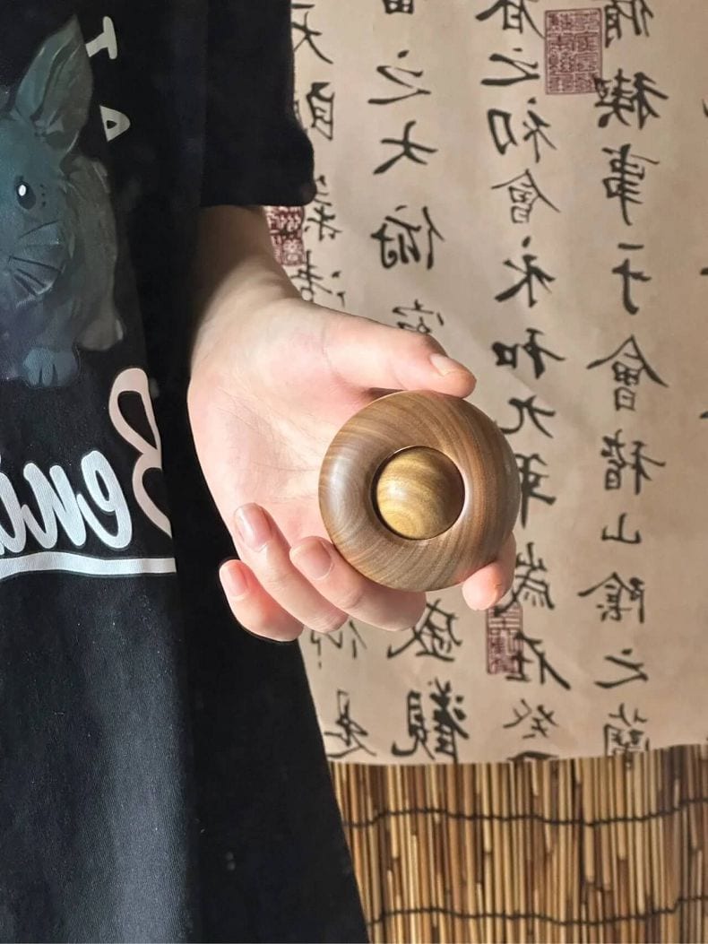 珠綠檀福運流轉解壓手把件