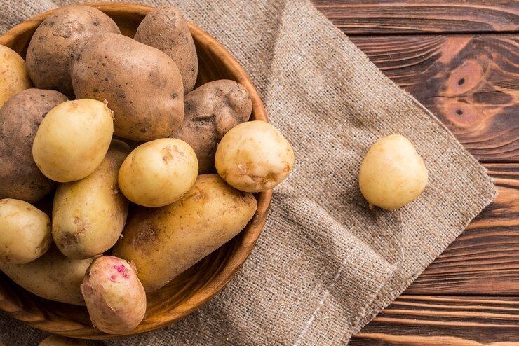 วิธีเช็ดกระจกด้วยมันฝรั่ง