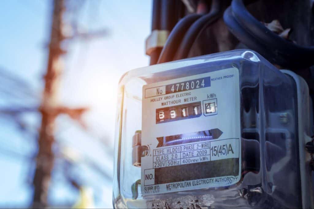 แอร์เป็นน้ำแข็ง สิ้นเปลืองพลังงาน