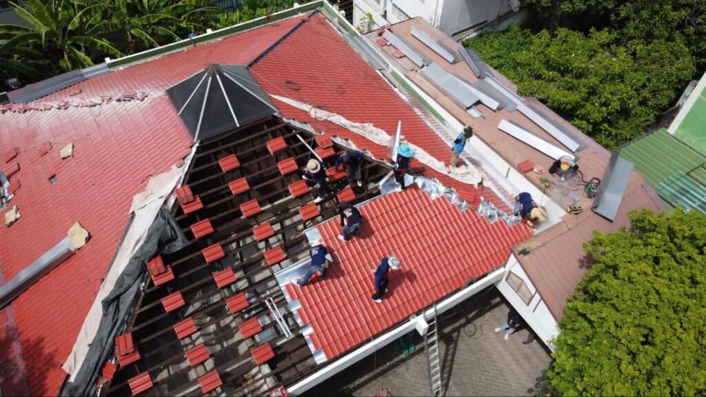 ช่างหลังคาคิวช่าง