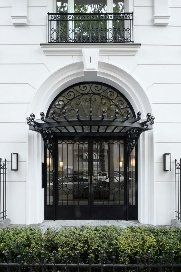 Eisenzahn 1 Berlin-Charlottenburg Eingang