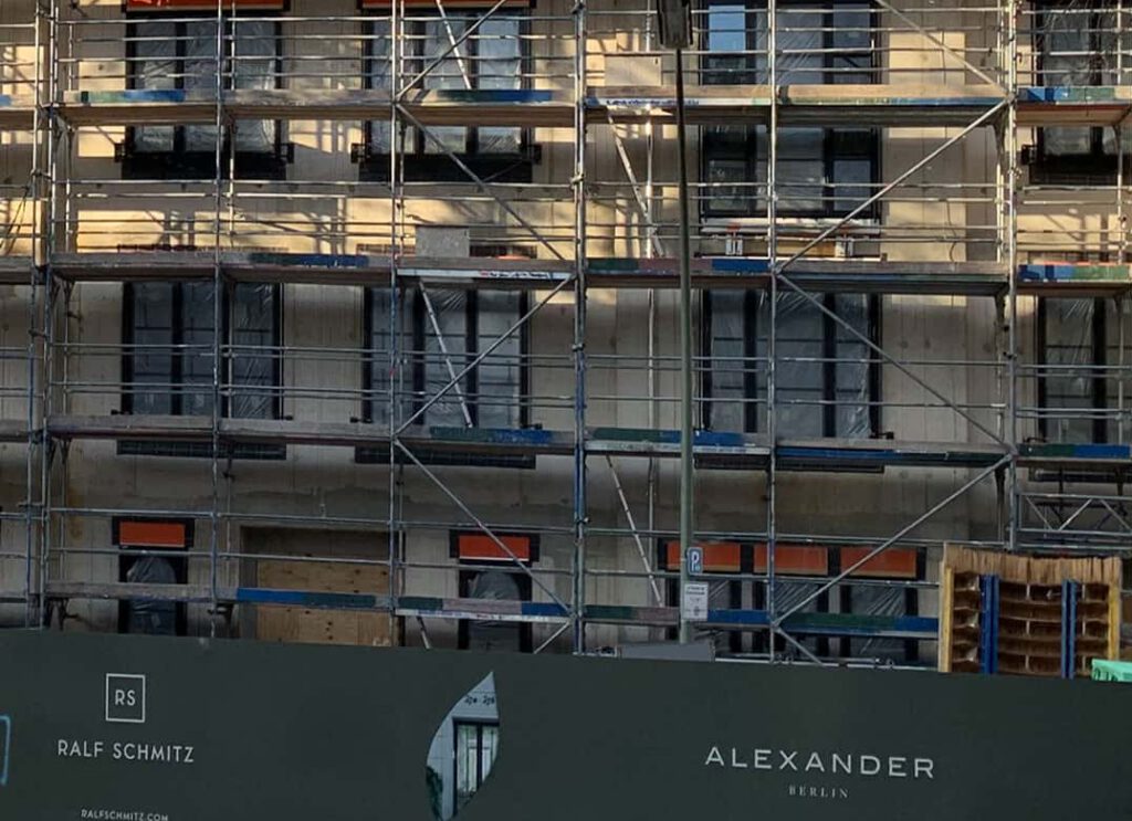 Berlin-Charlottenburg-Emserstrasse-Rohbau-Fassade