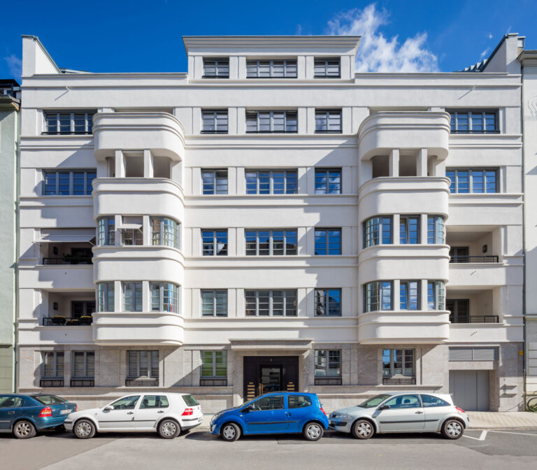 Dusseldorf-Pempelfort Bonardstrasse Fassade frontal