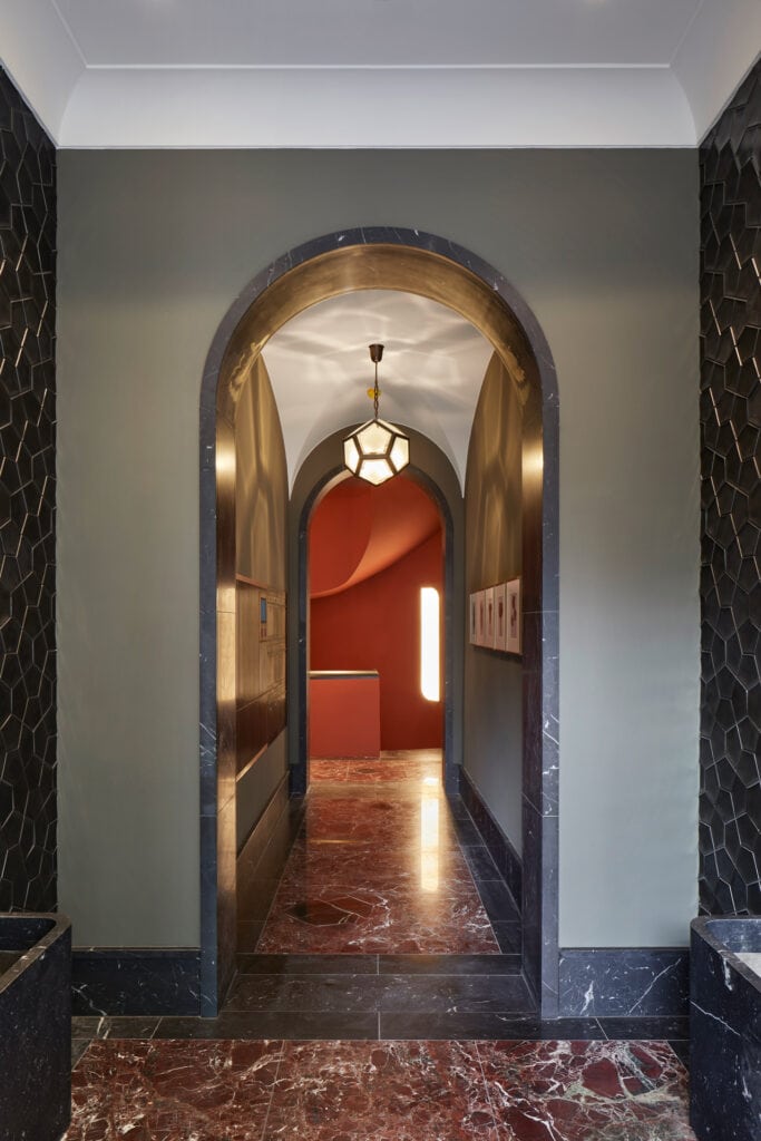 Emserstrasse Berlin Wilmersdorf Alexander Eingangshalle